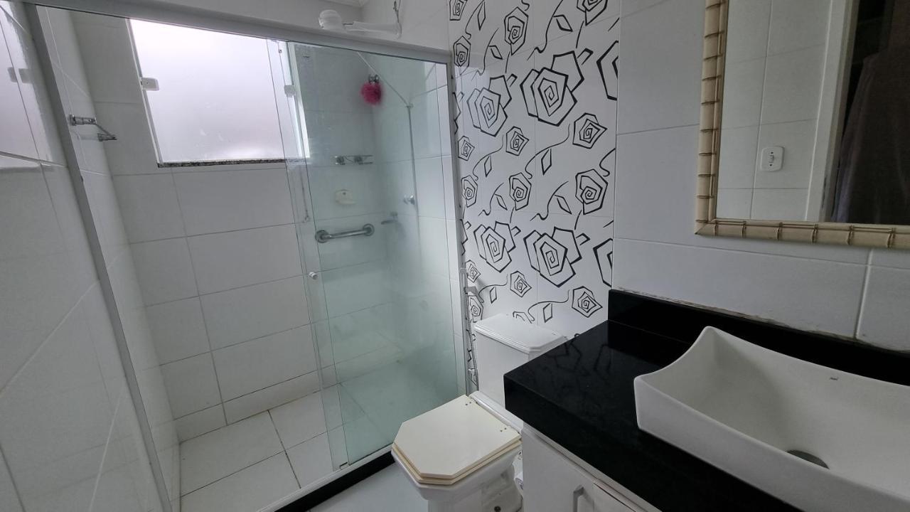 Zenit Hostel Da Cris Cabo Frio Luaran gambar